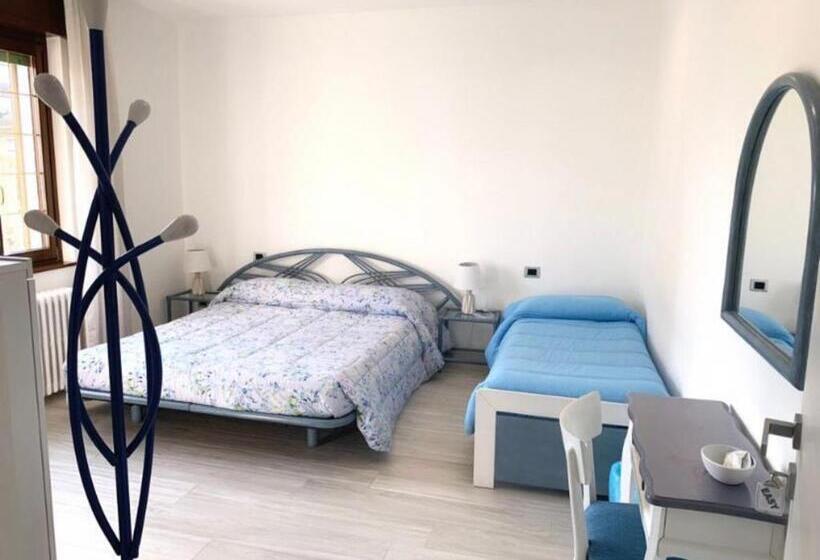 Номер Стандарт Трехместный, B&b La Coccola