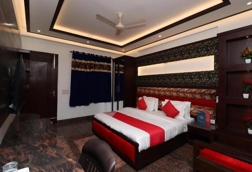 Номер Superior, Jjk Rukmini Vilas Hotel & Banquet