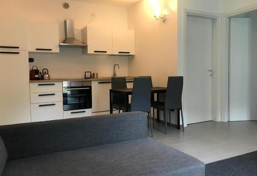 Havuz Manzaralı 1 Yatak Odalı Daire, Residence Alessandra