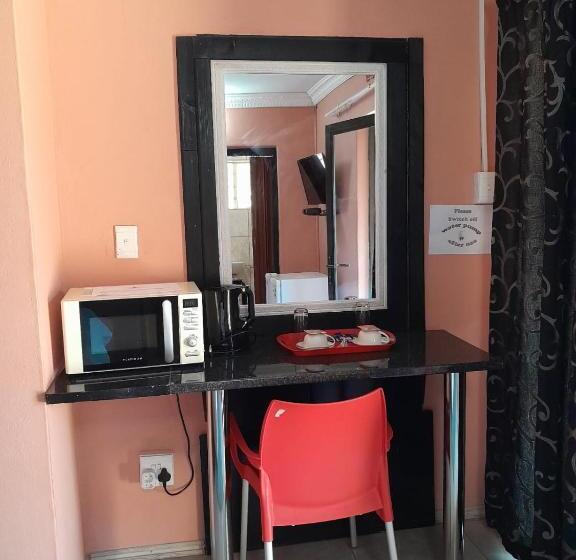 Номер Стандарт, Rs Garden Guesthouse