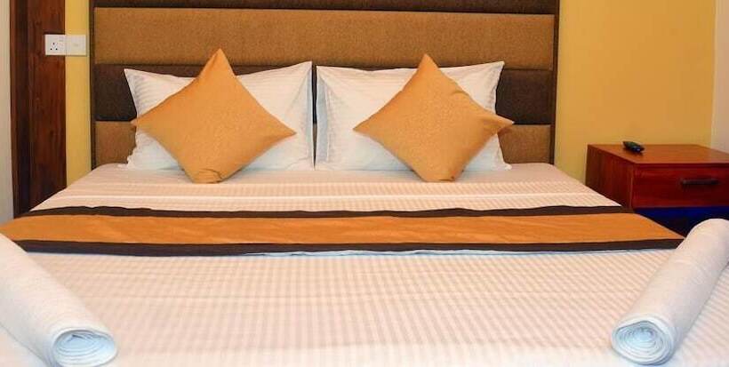 标准三人间, Beach Corridor Hotel & Spa