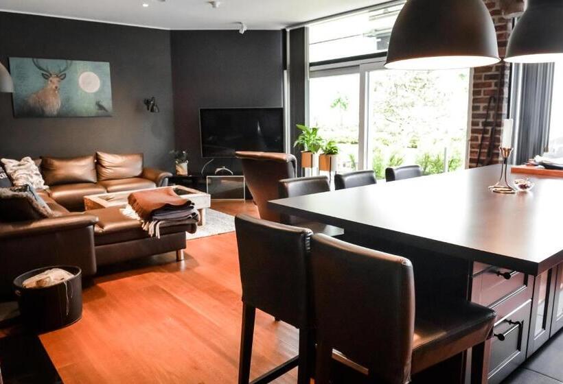 Апартаменты Deluxe 1 Спальня, Ingrids Apartments