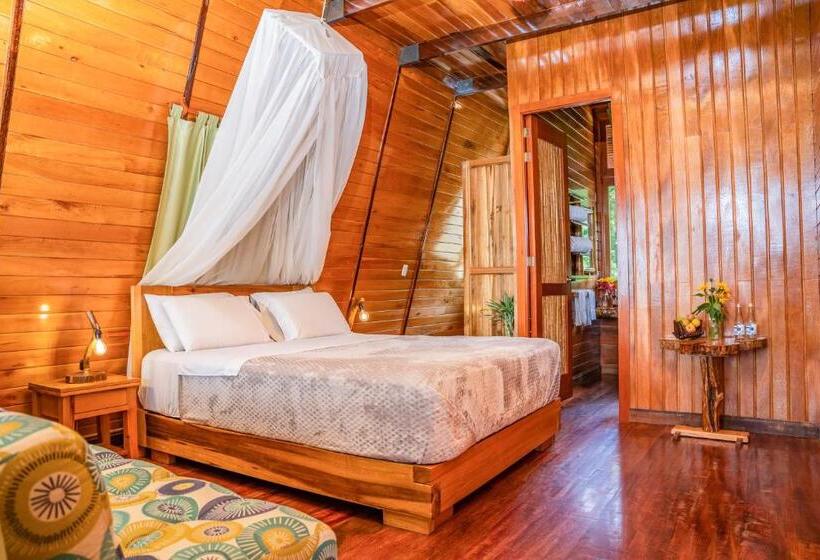 Номер Deluxe с Балконом, Heimatlos Amazon Lodge