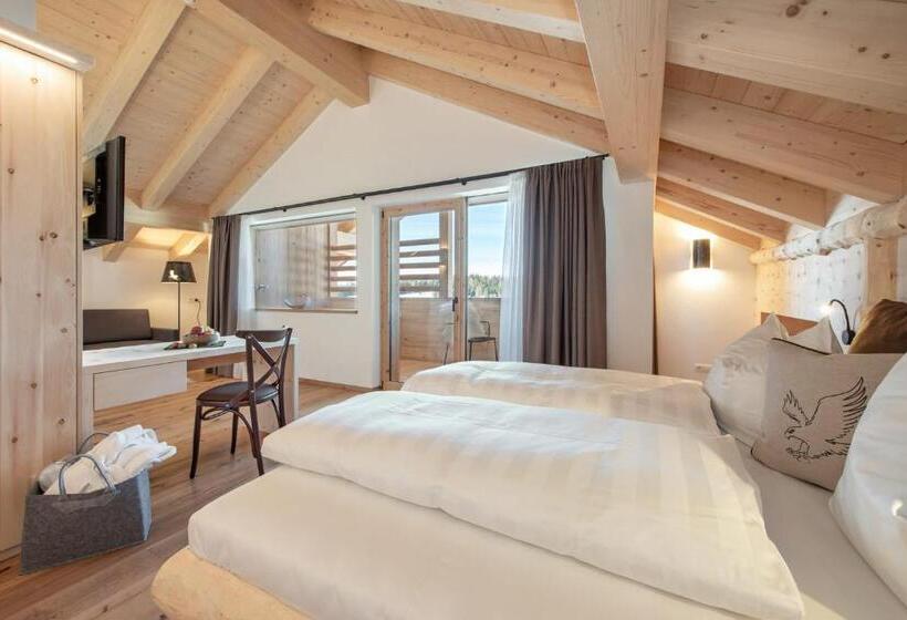 Люкс с гидромассажем, Naturhotel Runa