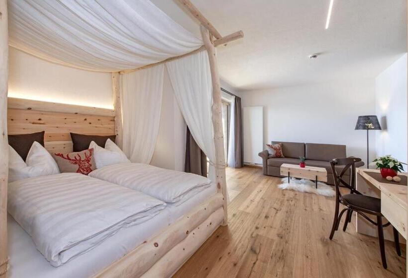 Номер Deluxe с Балконом, Naturhotel Runa