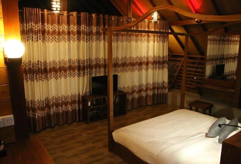 سوییت لوکس, Aloft Grand Hotel Ella