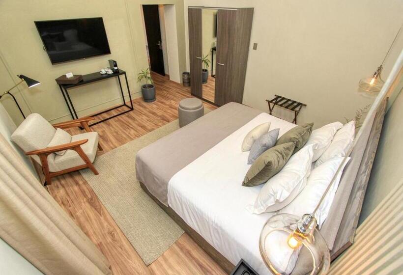 Deluxe Suite King Bed, Casa Florencia Hotel Boutique