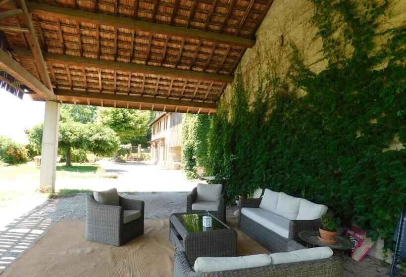 اتاق استاندارد, La Ferme De Chaleyre
