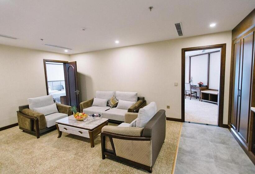 سوییت اجرایی, Duc Huy Grand