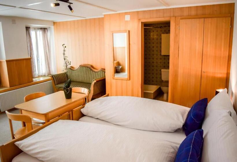 Номер Стандарт, First Lodge