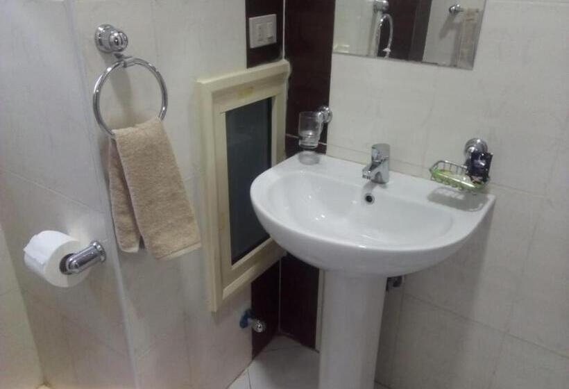 2 Sovrums Lägenhet, Nour Plaza Hurghada النور بلازا الغردقة