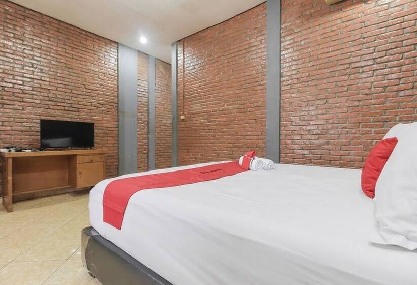 Номер Стандарт, Reddoorz Plus At Ampera Raya