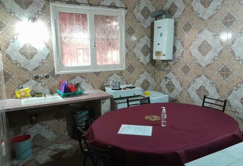 ファミリールーム, Posada Marisel