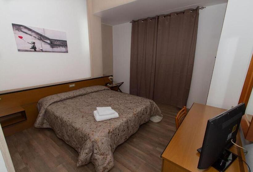 Номер Стандарт Индивидуальный, Albergo Martini
