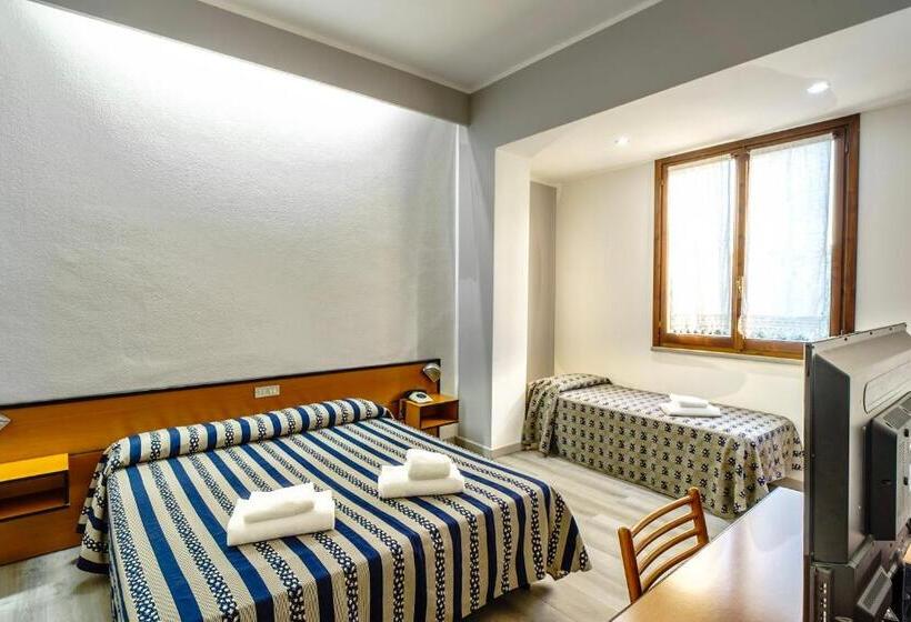 Номер Стандарт Трехместный, Albergo Martini
