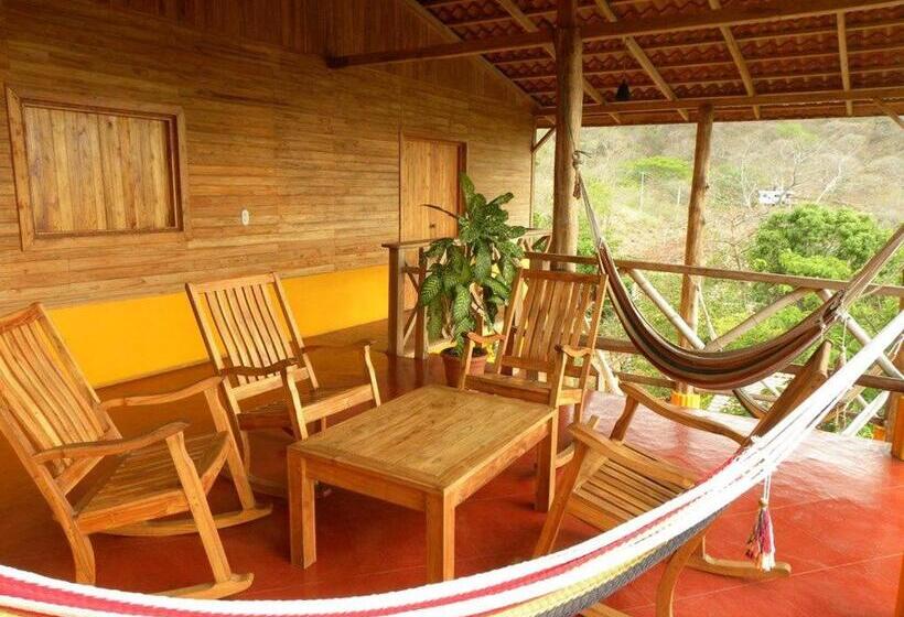 Номер Стандарт Вид на Море, Buena Onda Backpackers
