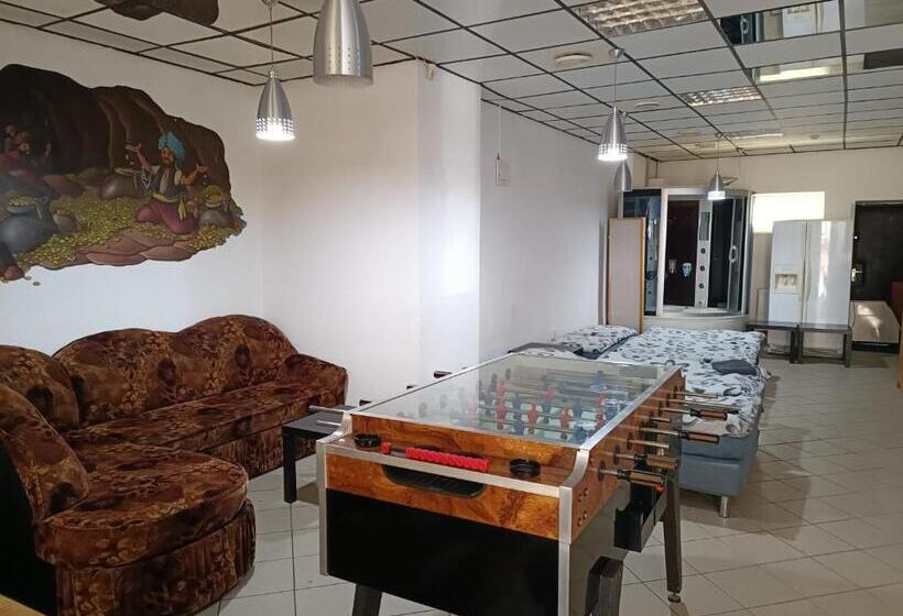 تختخواب در اتاق مشترک, U Betty   Ostrava Centrum