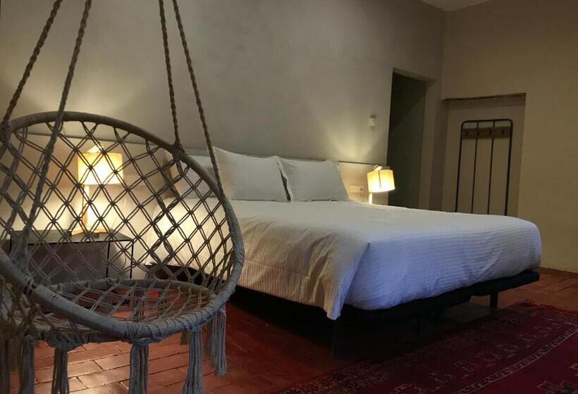 豪华房间, Hostal De Bianya
