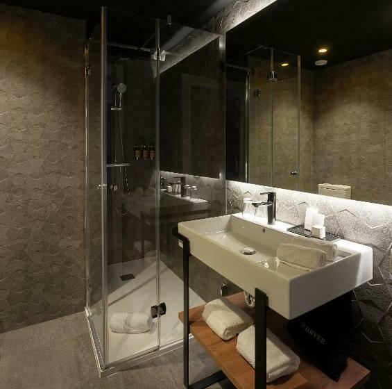 Habitación Estándar Vista Río, Tayko Bilbao