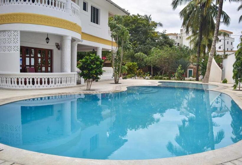 آپارتمان 3 خوابه, Tahira Villa
