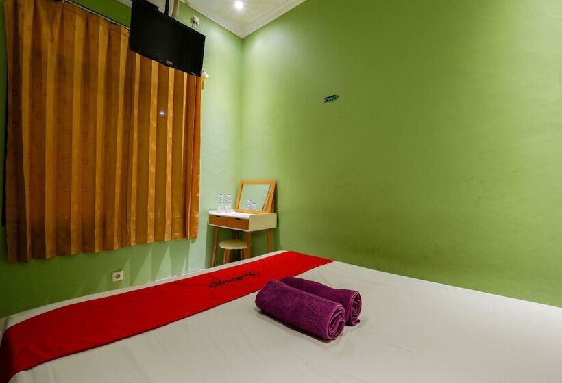 Номер Стандарт, Reddoorz Near Universitas Diponegoro 2