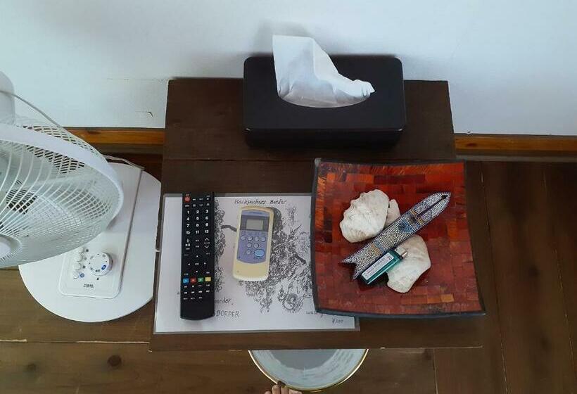 스탠다드 룸 공동 욕실, Backpackers Guesthouse Border