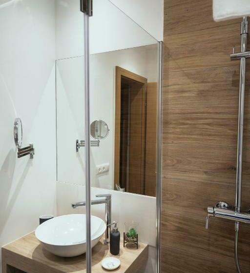 Номер Стандарт, Pension Auszeit Velden