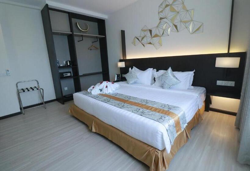 Номер Superior Кровать Кинг, Amamas Boutique Hotel Kuching