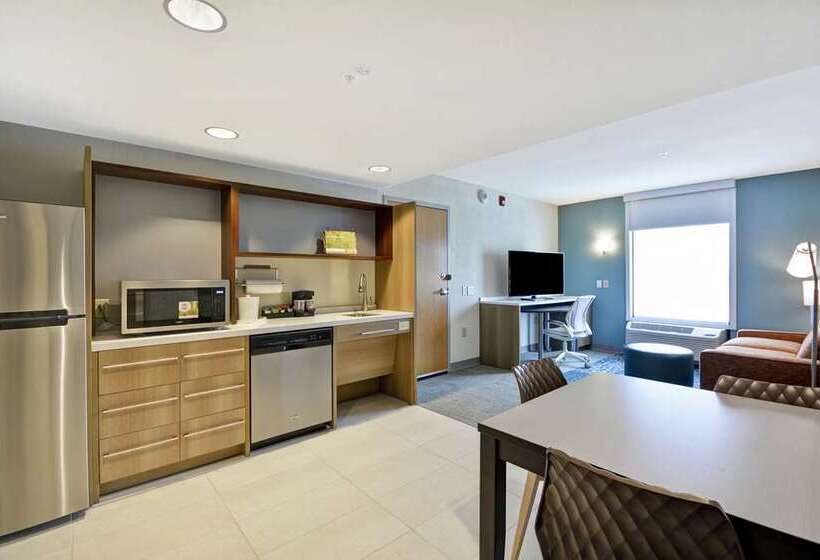 Люкс, Home2 Suites By Hilton Brooklyn Park Minneapolis