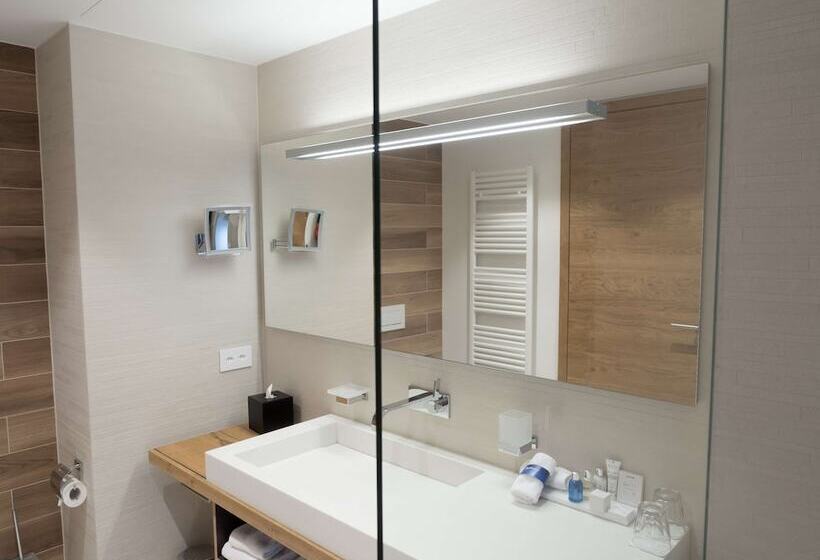 Номер Стандарт Смежный, Radisson Blu Hotel Reussen, Andermatt