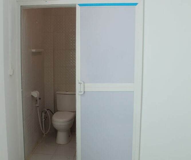 اتاق استاندارد سه نفره, Auberge Boulaos