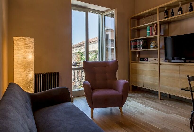 سوئیت دلوکس 2 خوابه, De Gregorio Suites