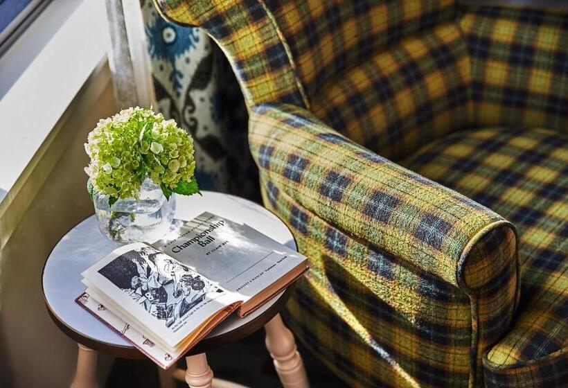 Suite Accessibile ai persone con mobilità ridotta, Graduate By Hilton Bloomington