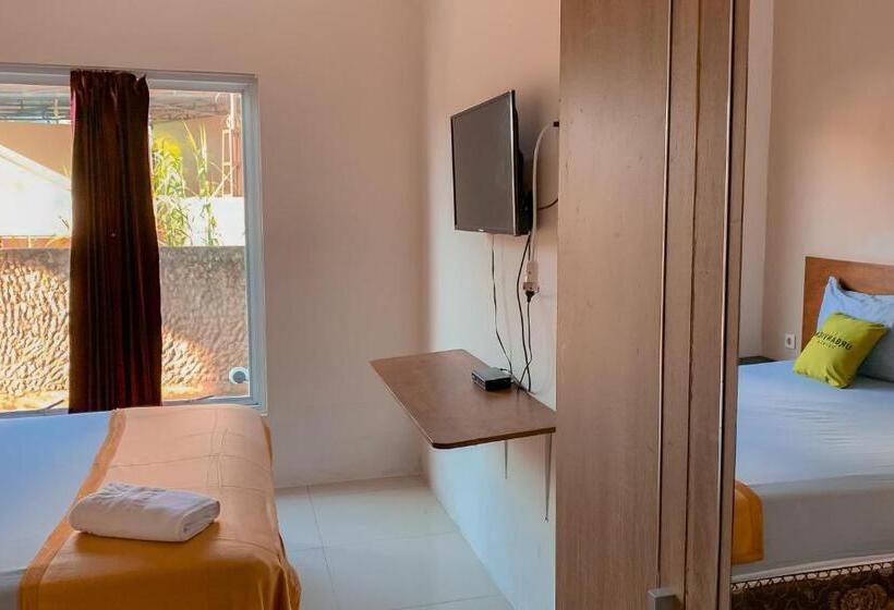 Номер Superior, Urbanview Hotel Ava Banjarmasin By Reddoorz