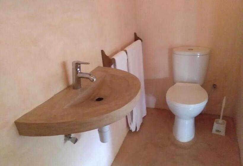 اتاق استاندارد با چشم‌انداز دریا, Mangrove House