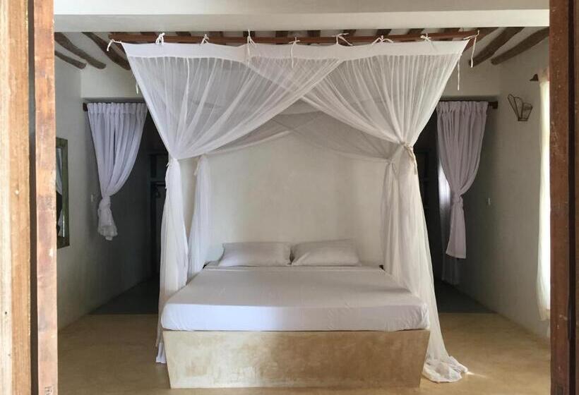 اتاق استاندارد با تخت بزرگ, Mangrove House