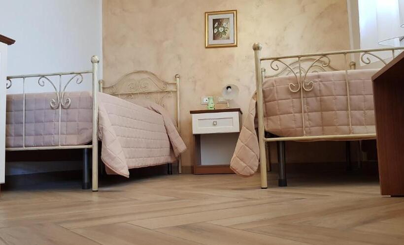 Standard room with outdoor bath, B&b Augello