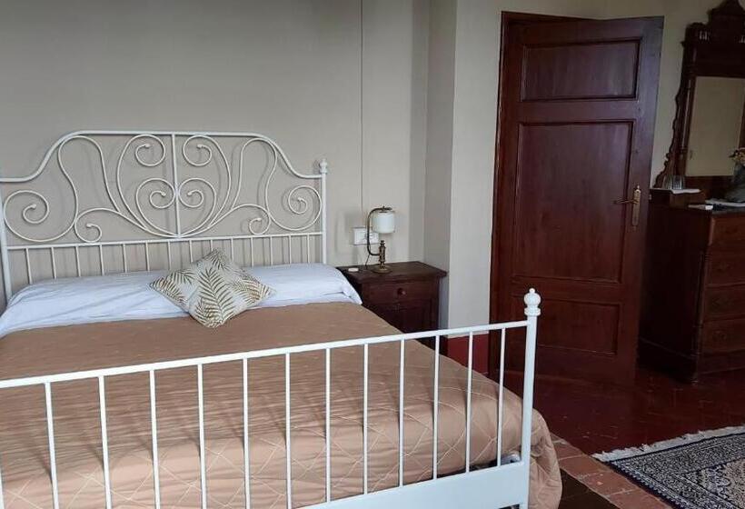 اتاق لوکس با تخت بزرگ, Agriturismo Villa Cavallini