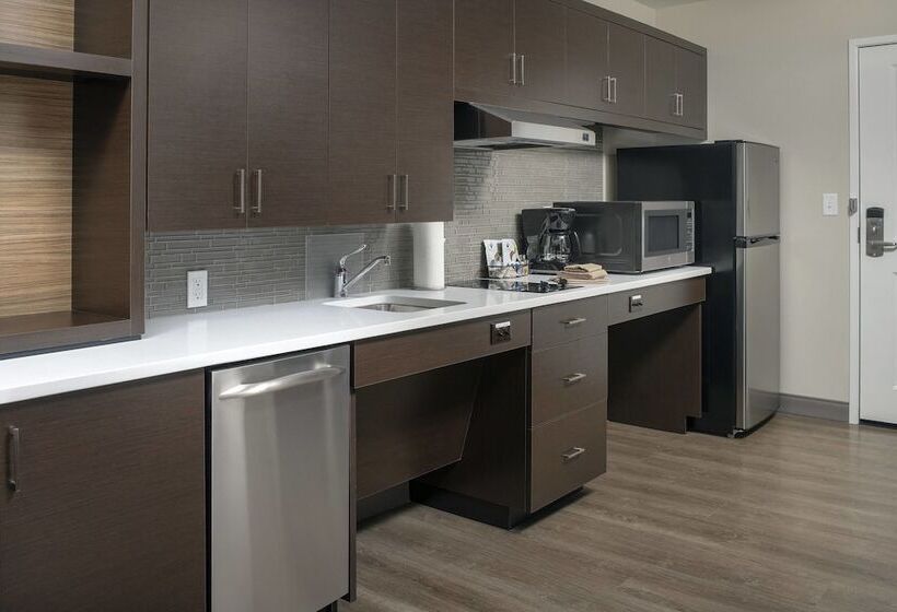 스위트, Towneplace Suites By Marriott College Park