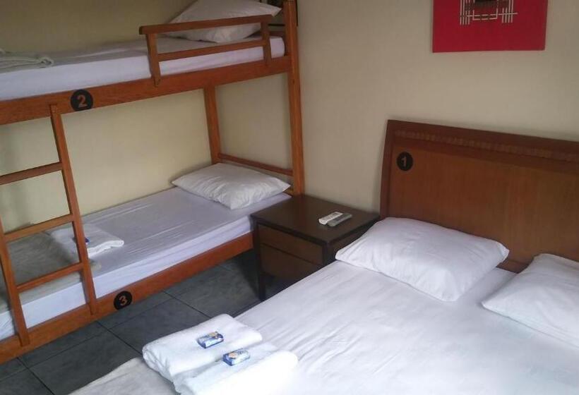جناح, Hostel Maré Mansa