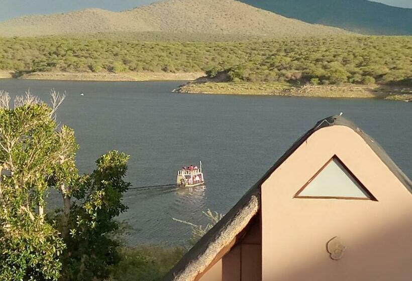 اتاق استاندارد با چشم‌انداز دریاچه, Von Bach Dam Resort