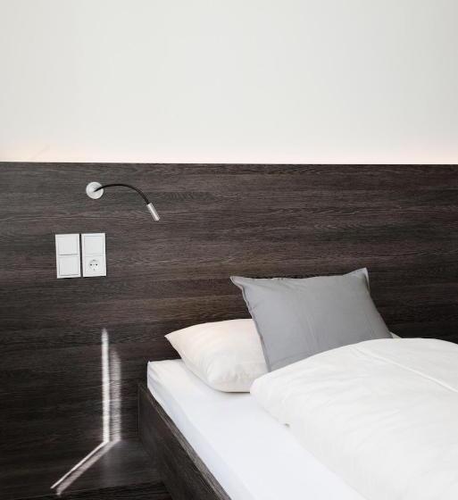 غرفة قياسية فردية, Eee Hotel Traun