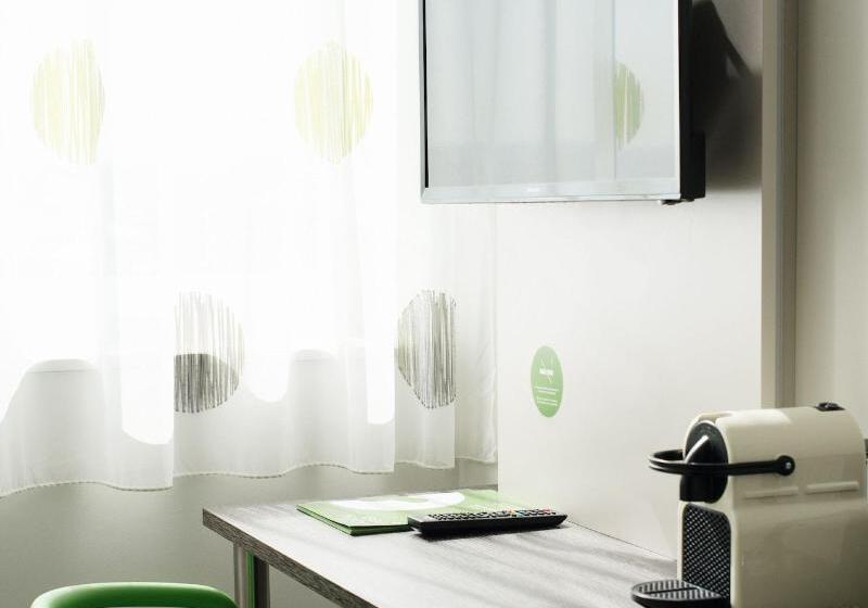 اتاق استاندارد یک نفره, Eee Hotel Traun