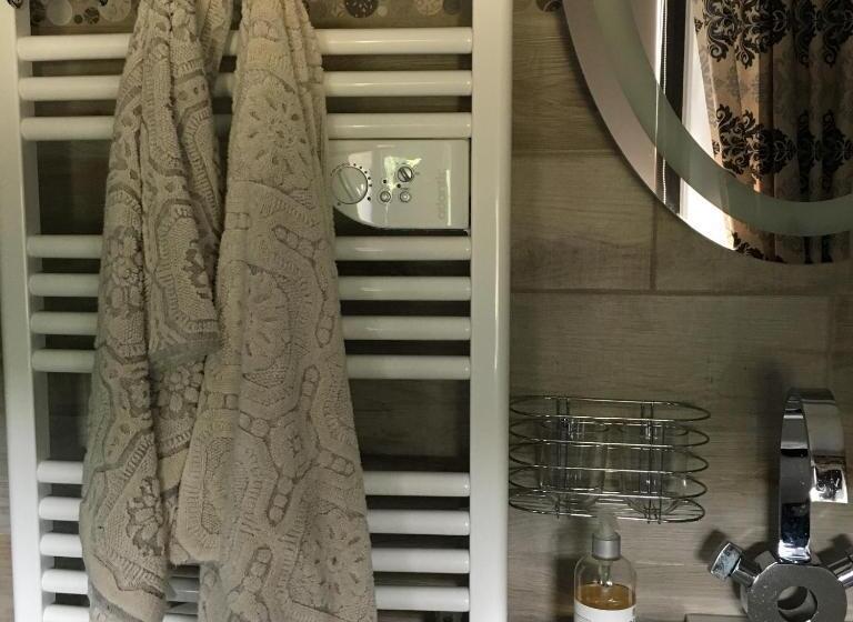 Номер Deluxe, Logis De La Roche  Niort  Chauray