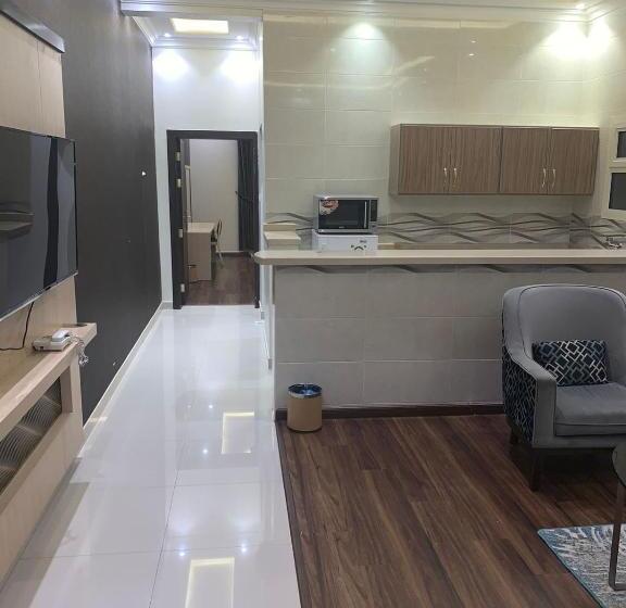 Апартаменты Deluxe 1 Спальня, Elite Furnished Units