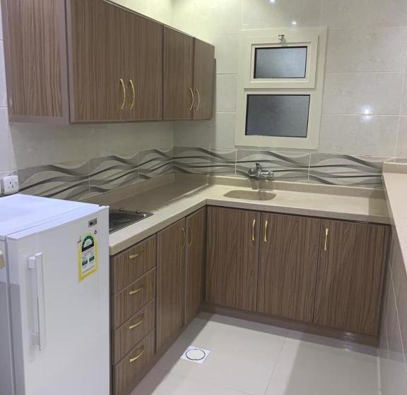Апартаменты 1 Спальня, Elite Furnished Units