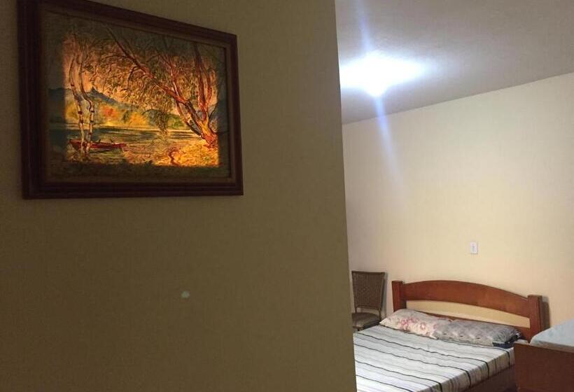 Семейный Номер, Hostel Brigadeiro Jordao