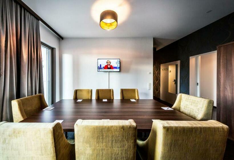 Люкс, Best Western Plus Royal Suites