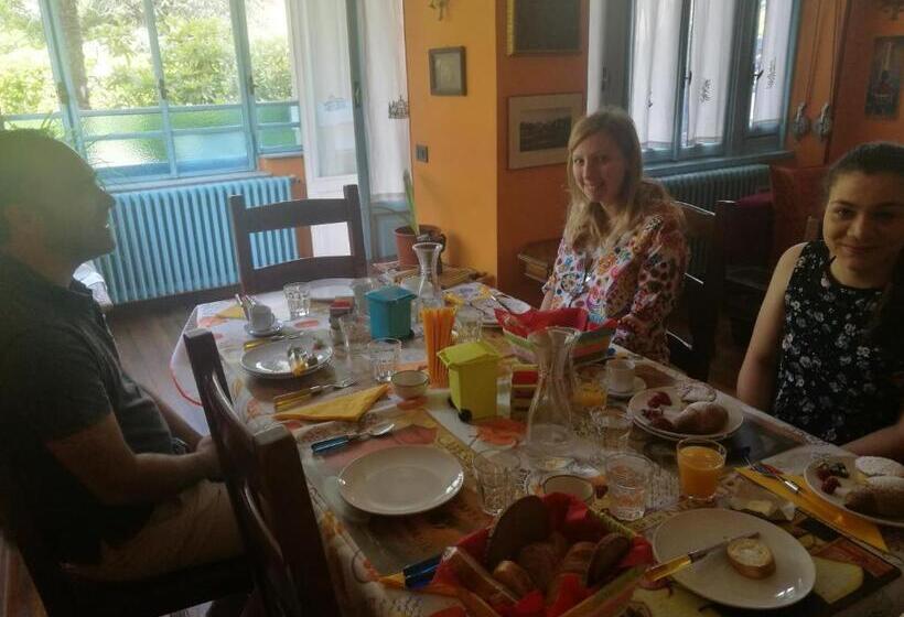 Номер Стандарт, Rainbow Relais