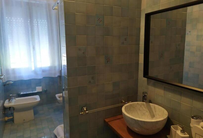 اتاق استاندارد, B&b Tra Mare E Marmo